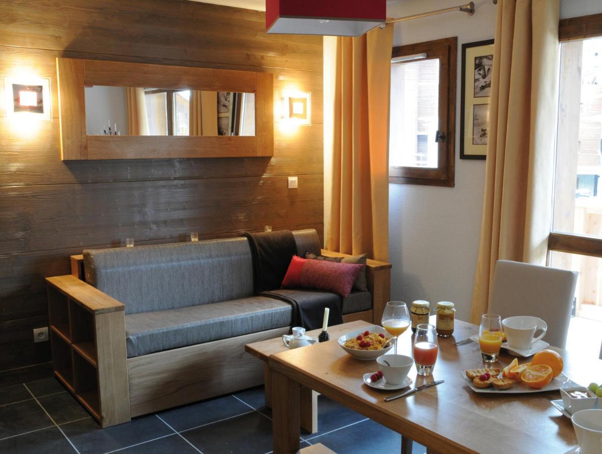 One-Bedroom Apartment (4 Adults),694173738:JPEG